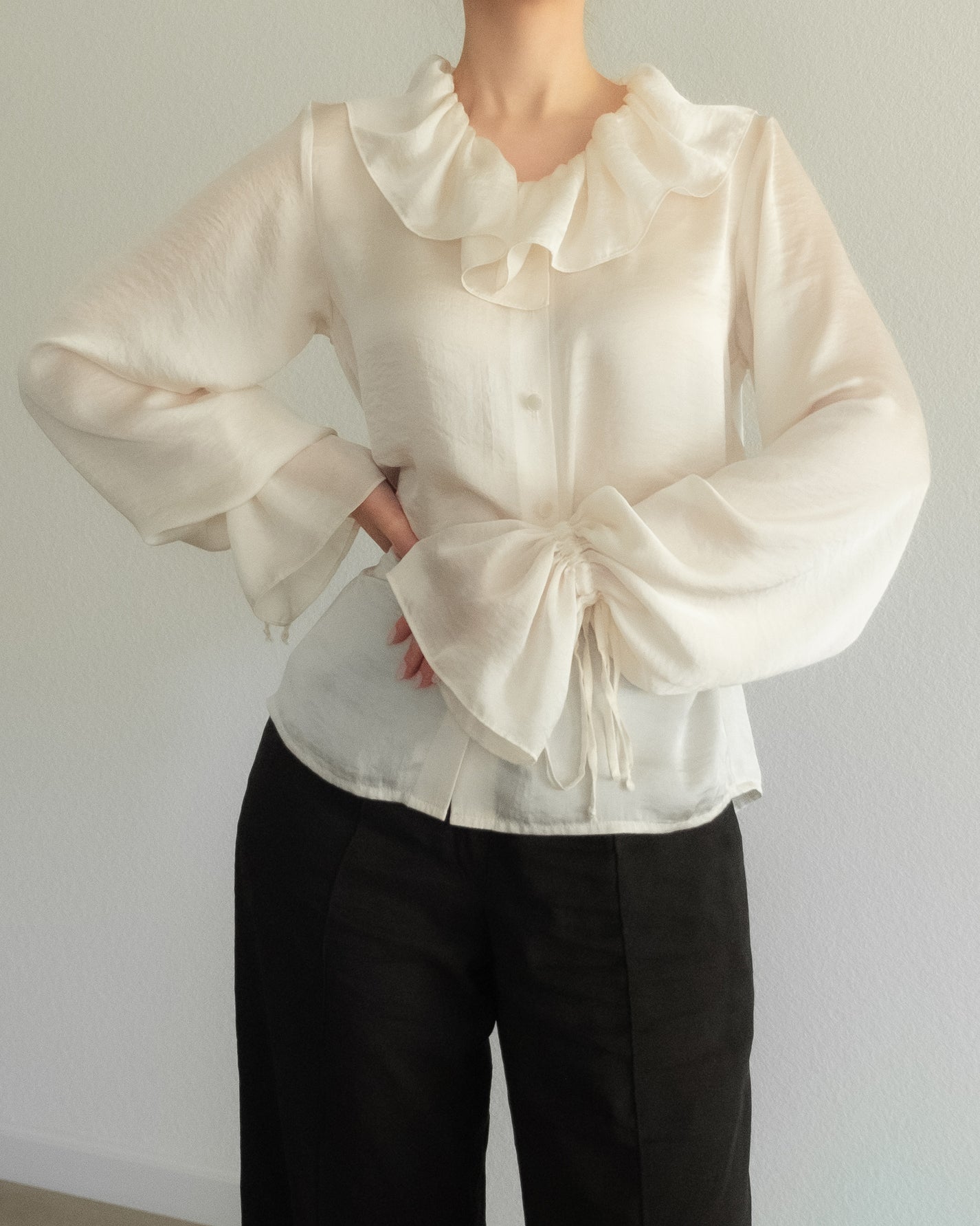 Austen Ruffled Top Sewing Pattern by Dressmaking Amóre